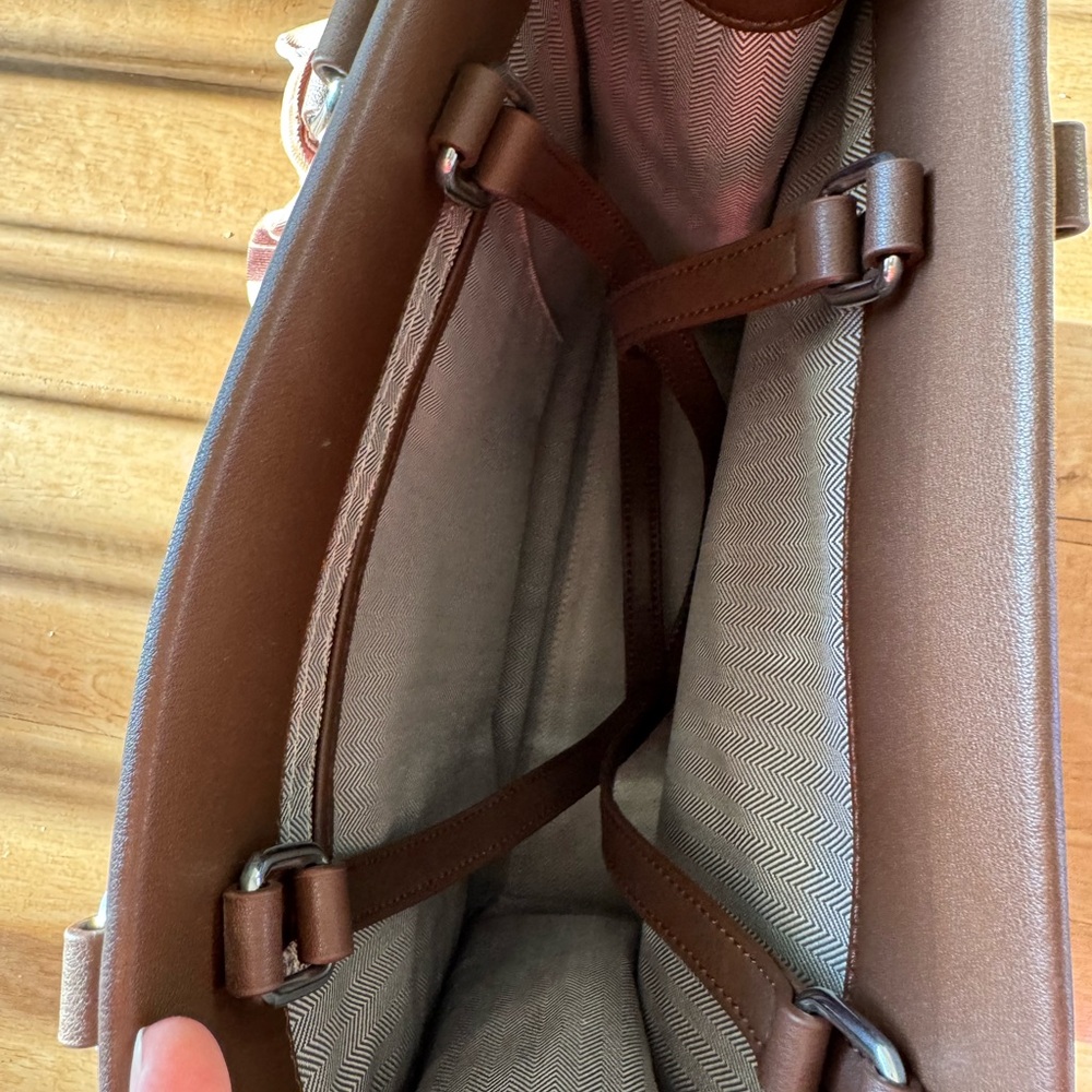 Elegant Brown Leather Tote Bag handbag - Picture 10 of 10